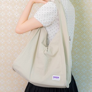 PEEPS Flow Bag 나일론숄더백 BEIGE