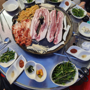 [서울 중랑구] 신여사장독대 솥뚜껑삼겹살